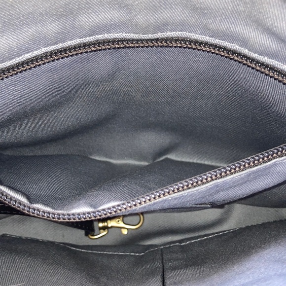 Frye crossbody brown leather messenger bag - Picture 12 of 16